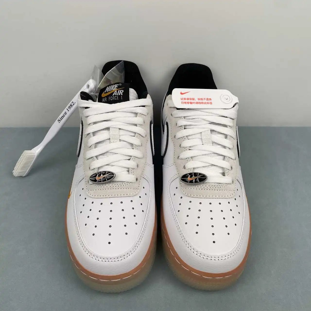Nike Air Force 1 IO0228-100 thumbnail 3