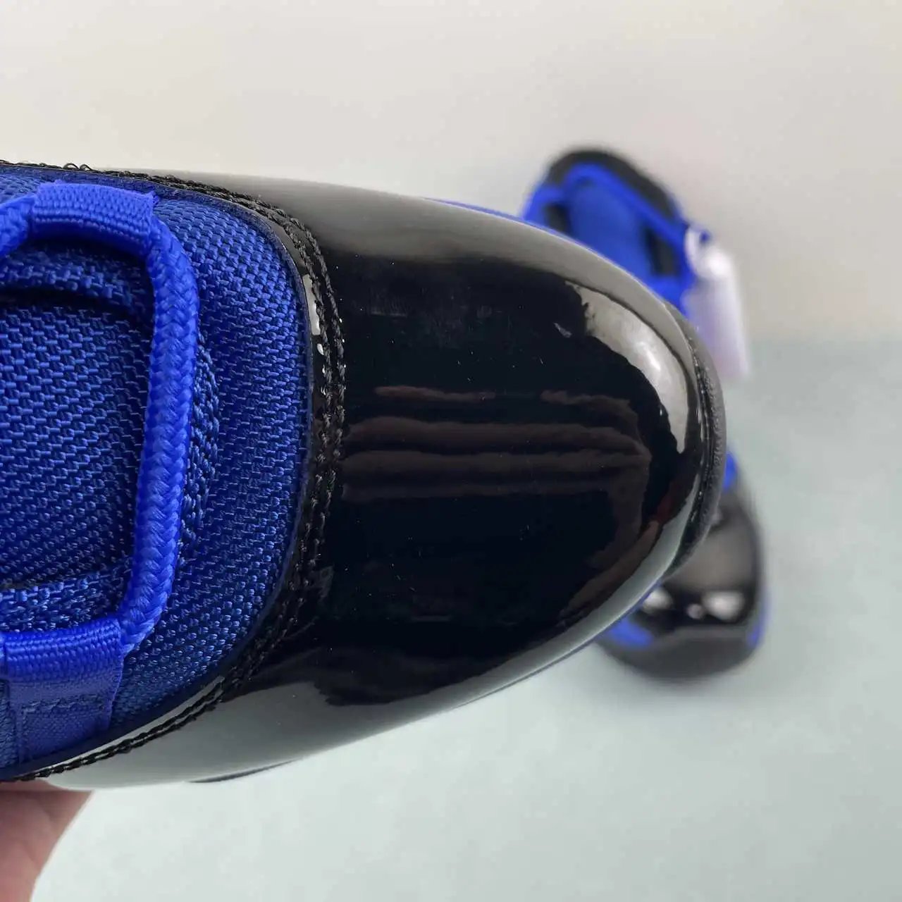 Air Jordan 11 CT8012-400 7