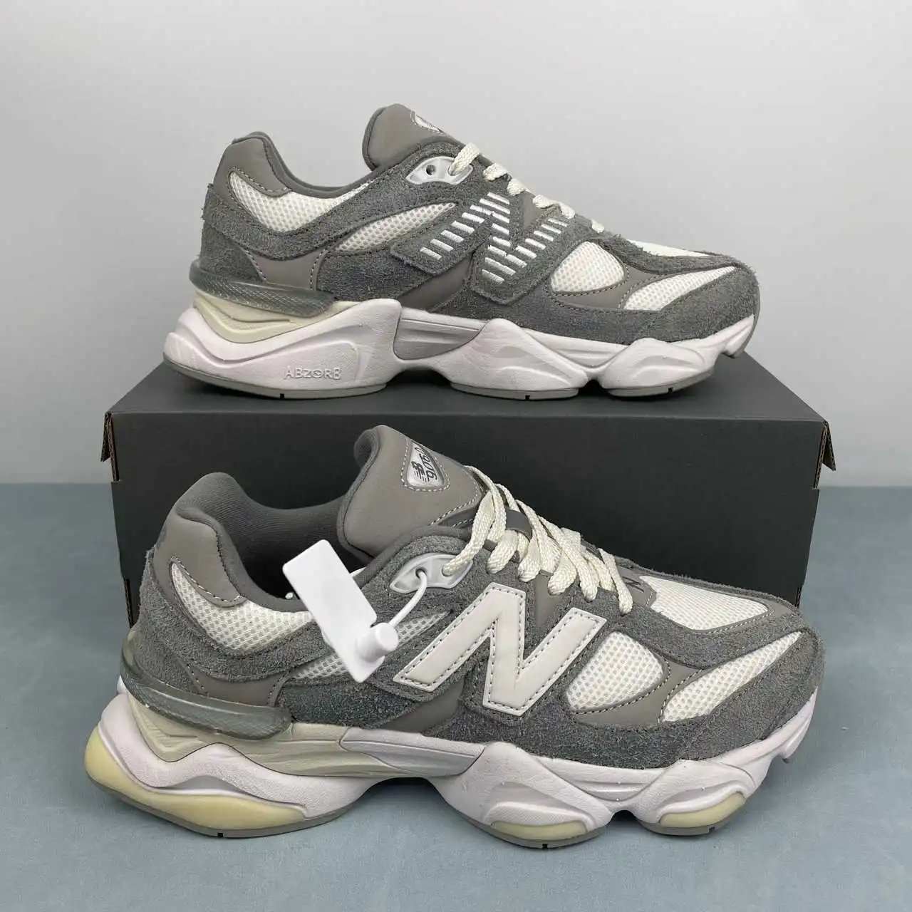 New Balance 9060 U9060YGA