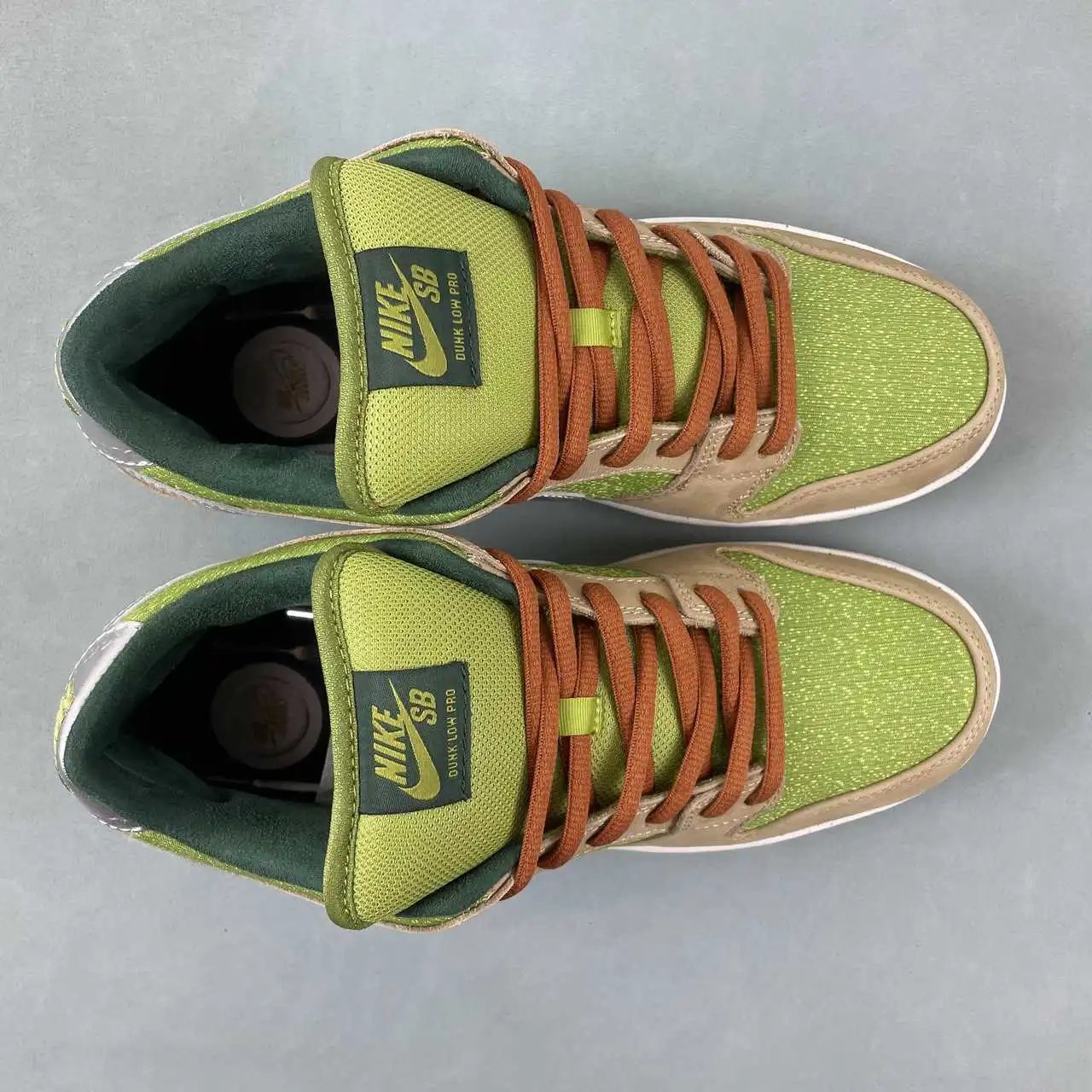 Nike Dunk Low FQ7585-200 9