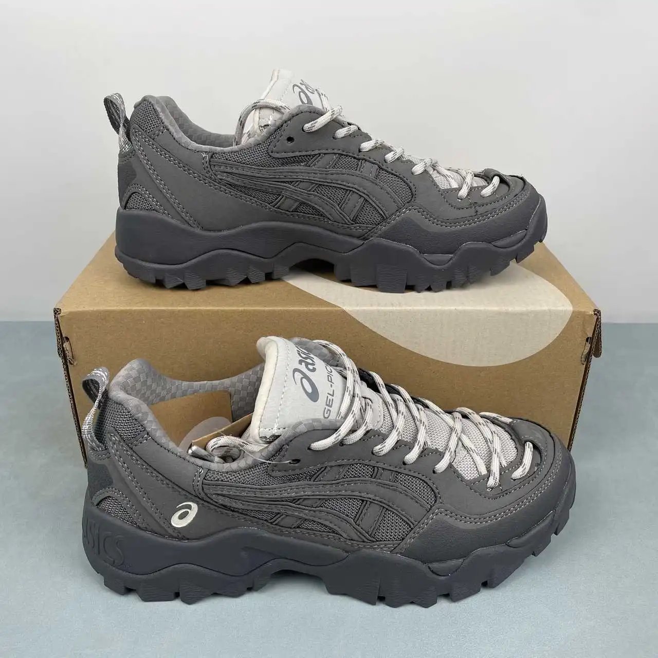 Asics GEL-PICKAX 1203B026-020