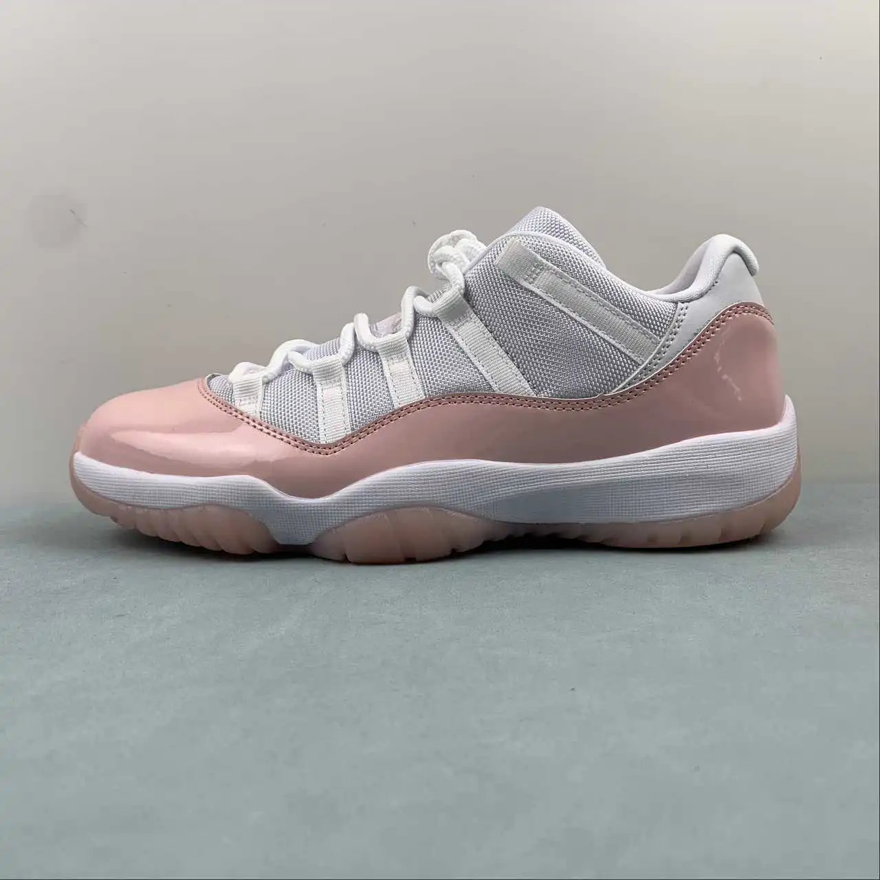 Air Jordan 11 AH7860-160 6