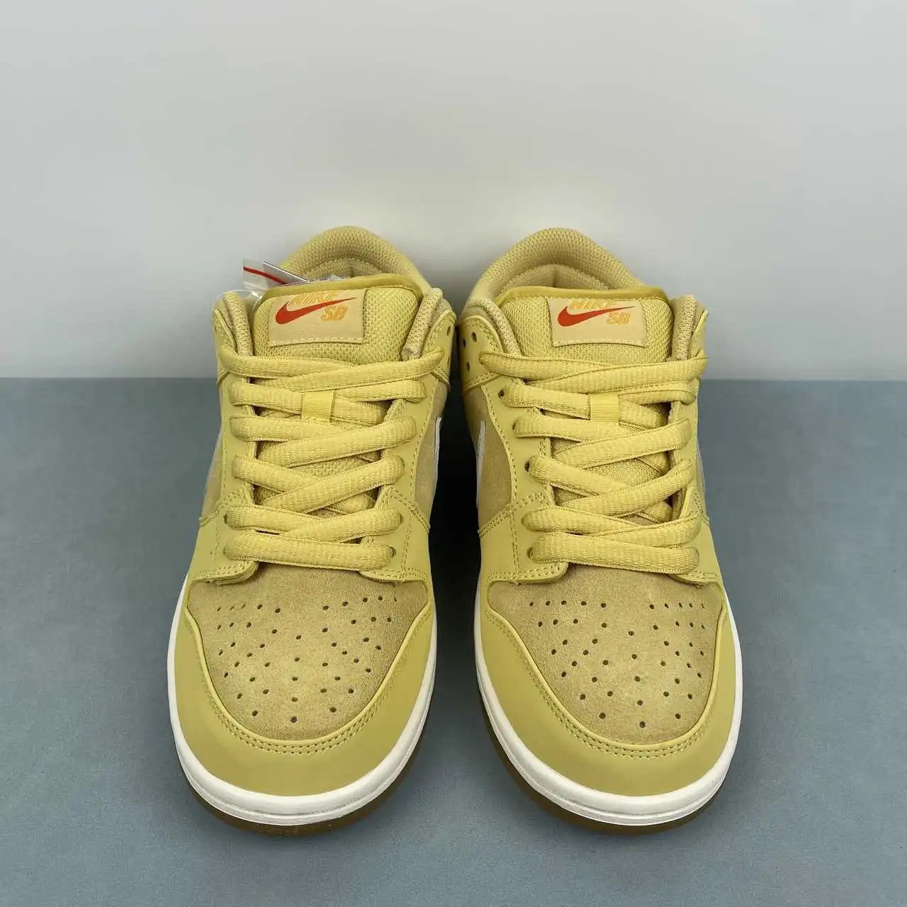 Nike Dunk Low Light Yellow White Color-Blocked – FJ1674-700 thumbnail 3