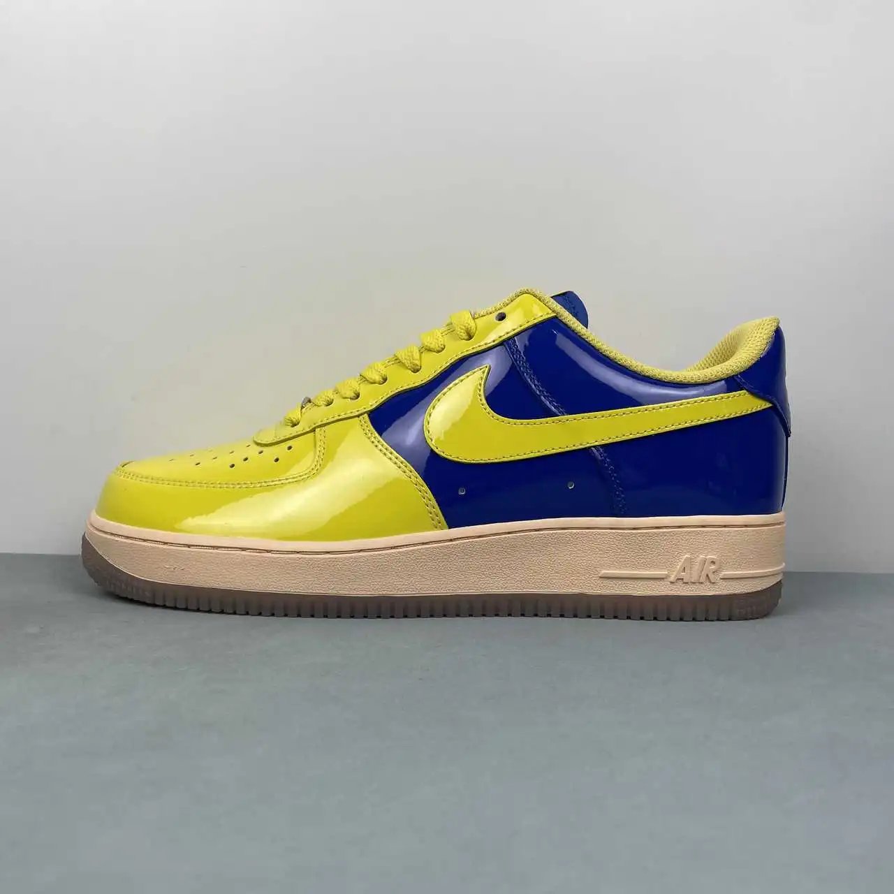 Nike Air Force 1 HV9405-300 thumbnail 4
