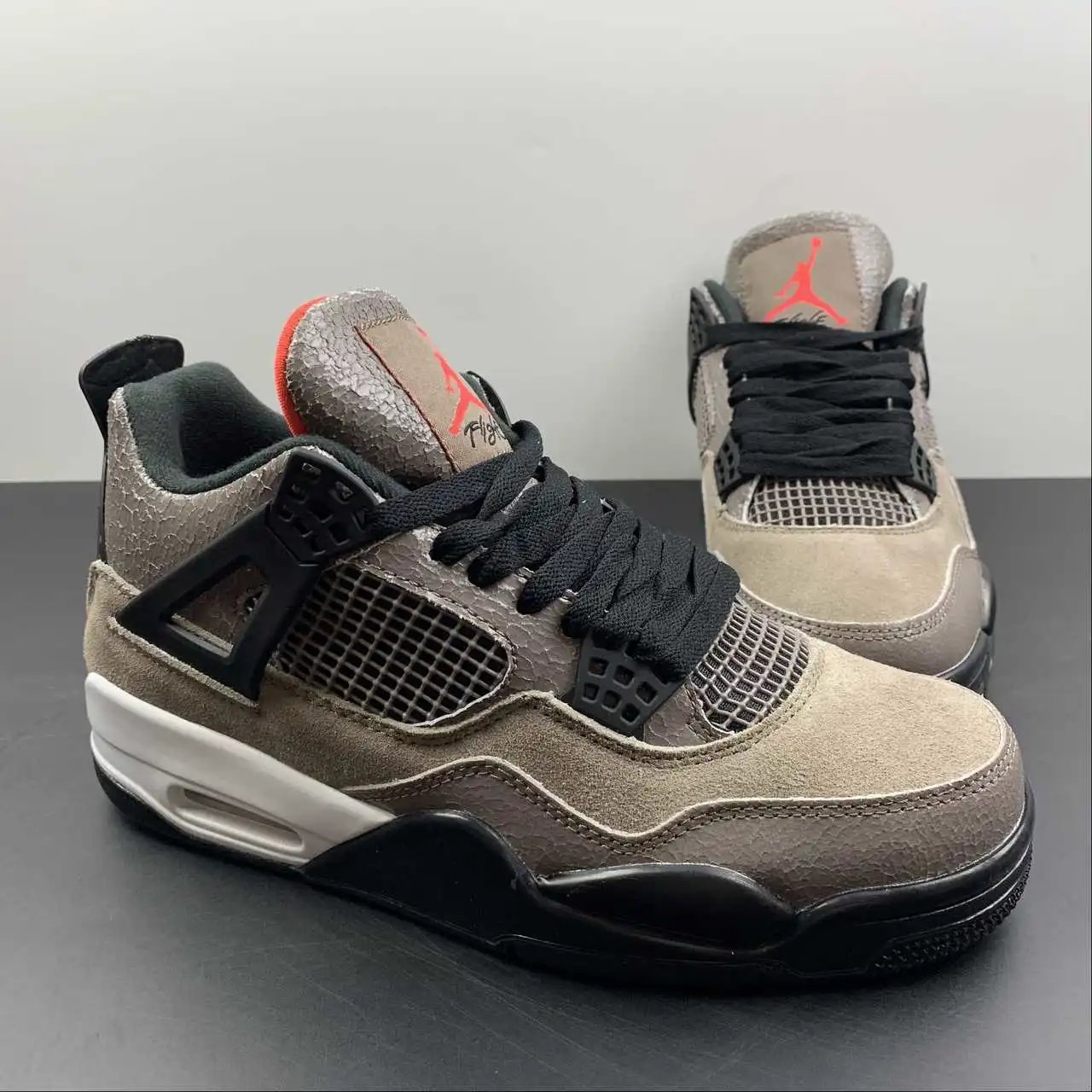 Air Jordan 4 DB0732-200 thumbnail 2