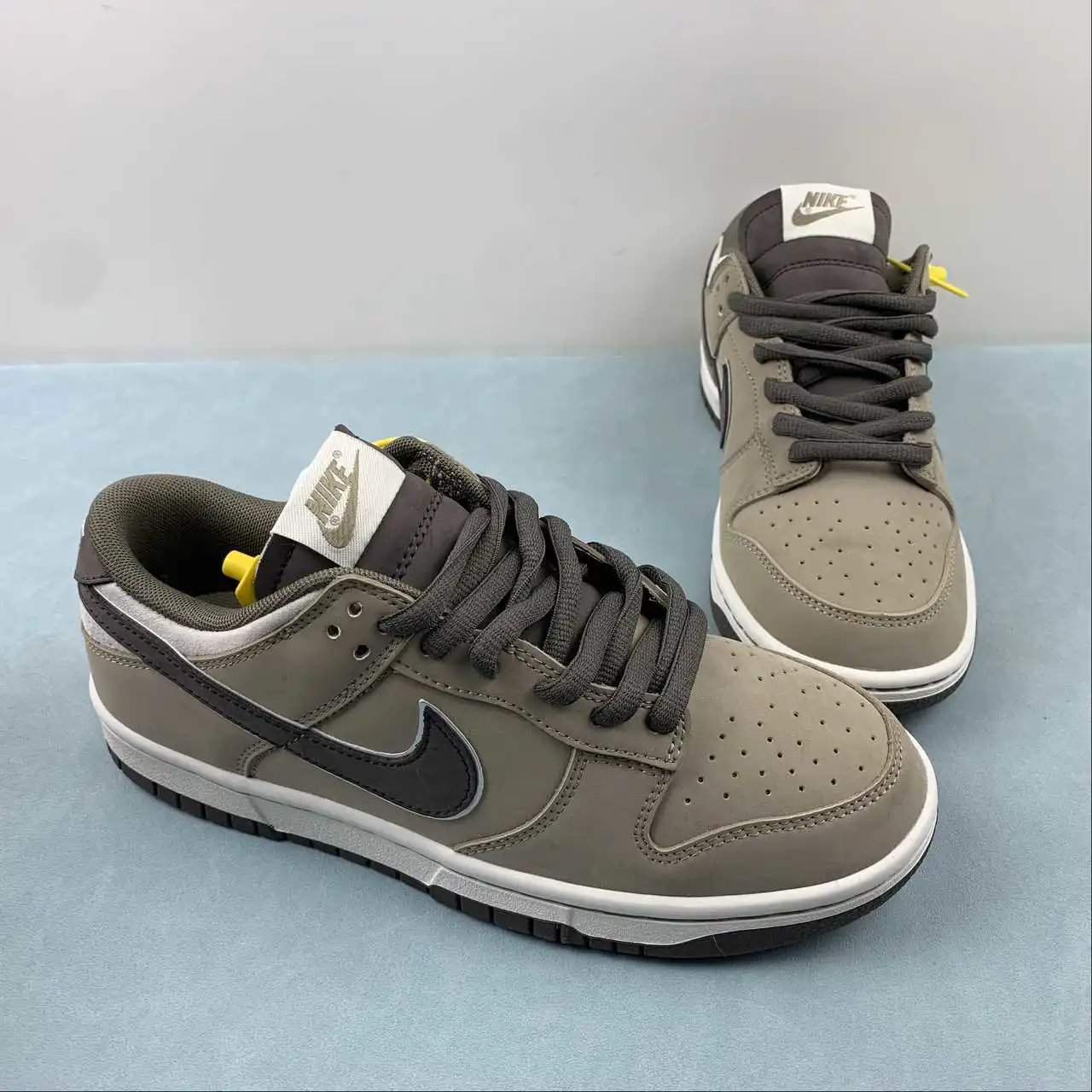 Nike Dunk Low LF0068-002 thumbnail 2
