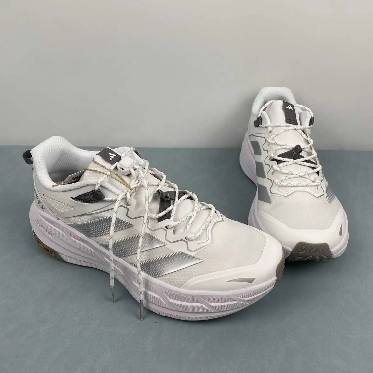 Adidas Terrex FREEHIKER LT KK1879 thumbnail 2