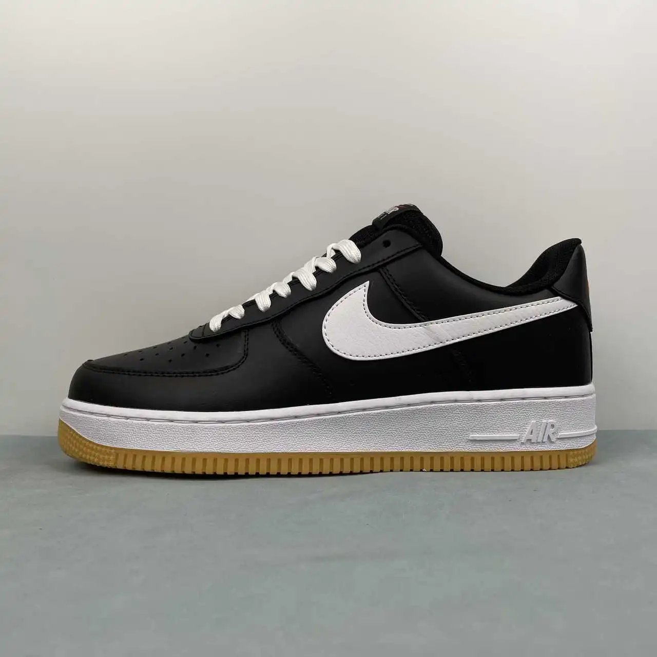 Nike Air Force 1 II7630-001 thumbnail 4