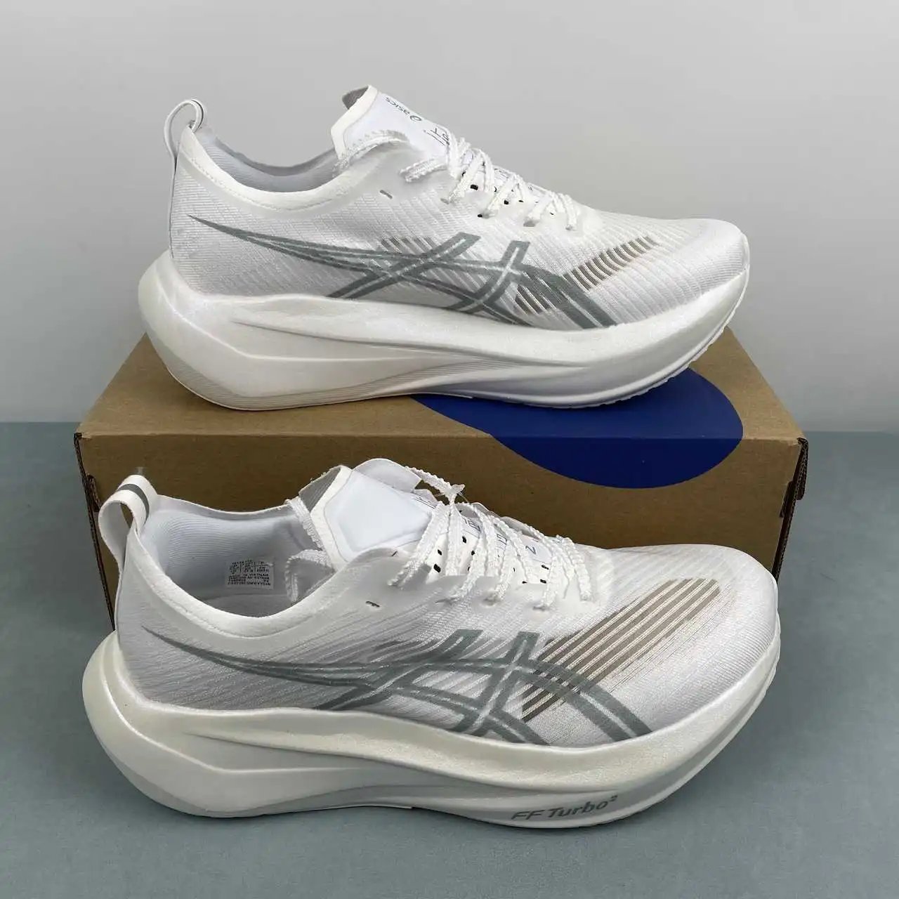 Asics MEGABLAST 1013A170-100