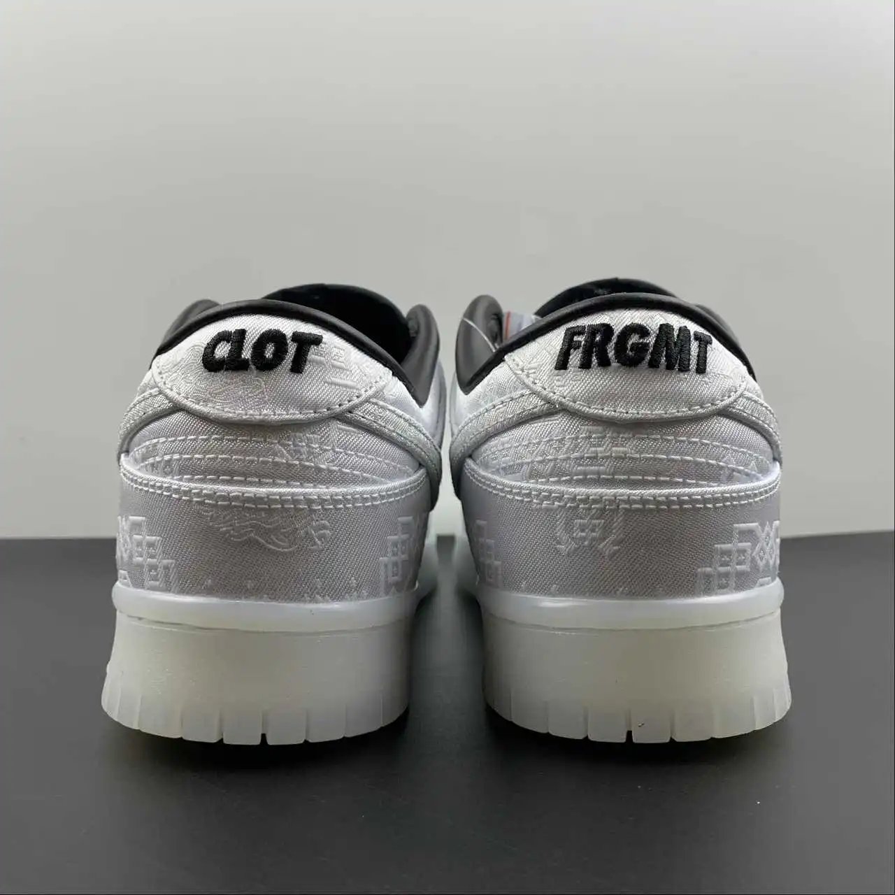 Nike Dunk Low FN0315-110 11