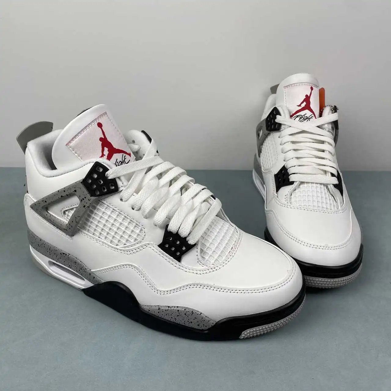 Air Jordan 4 FV5029-100 thumbnail 2