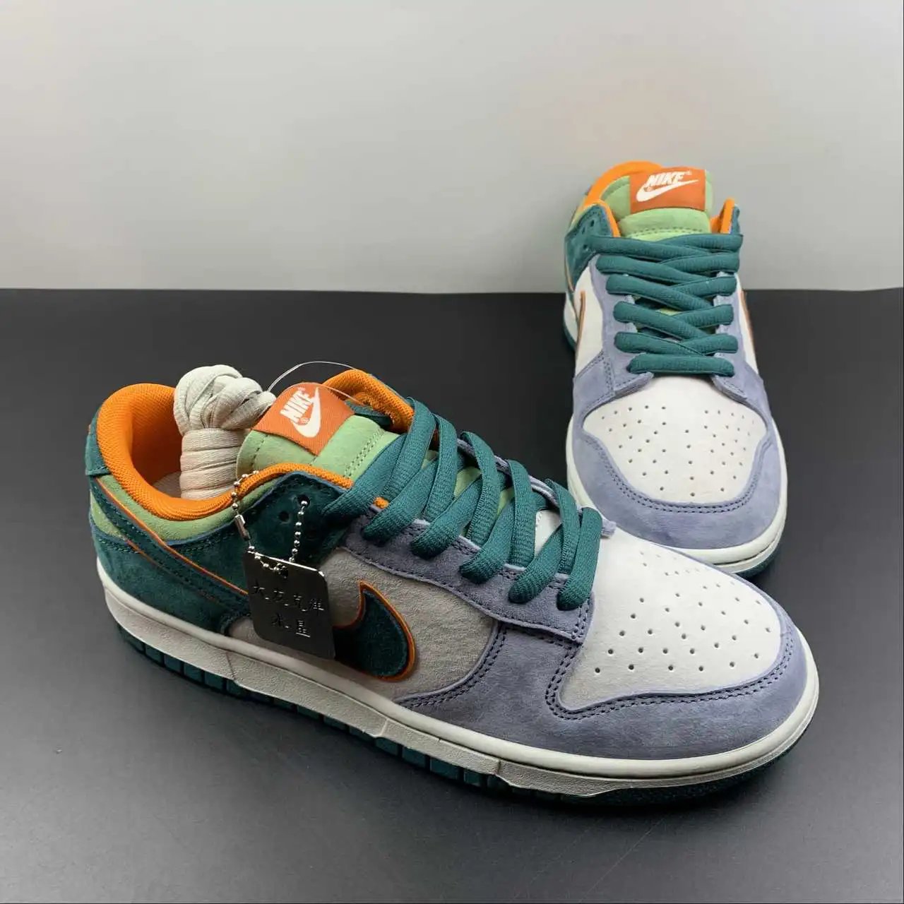 Nike Dunk Low LF0039-022 thumbnail 2