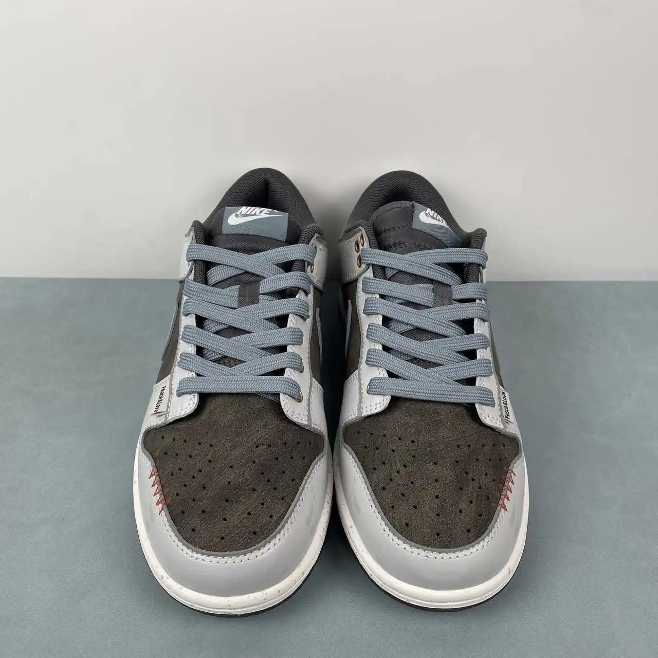 Nike Dunk Low GB1220-010 thumbnail 3