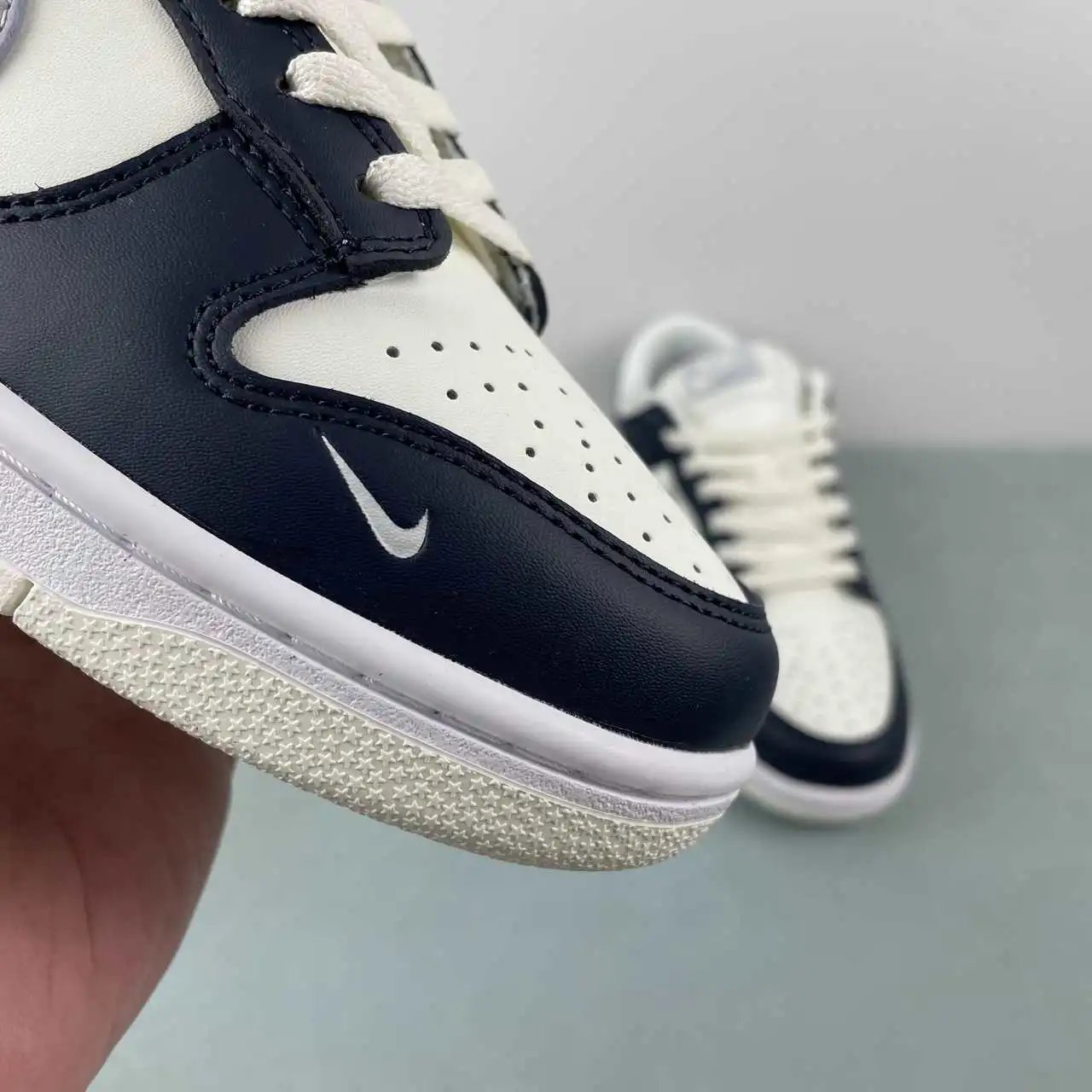 Nike Dunk Low HV2390-100 7