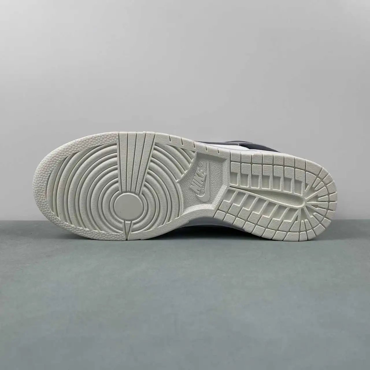 Nike Dunk Low HV2390-100 12