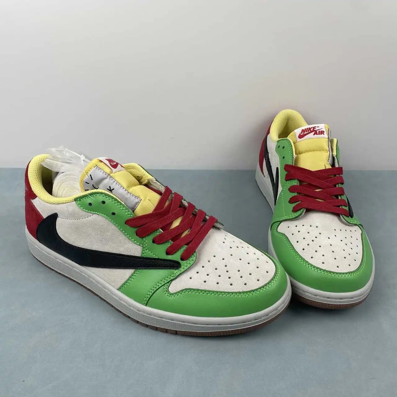 Air Jordan 1 Low CQ4277-112 thumbnail 2