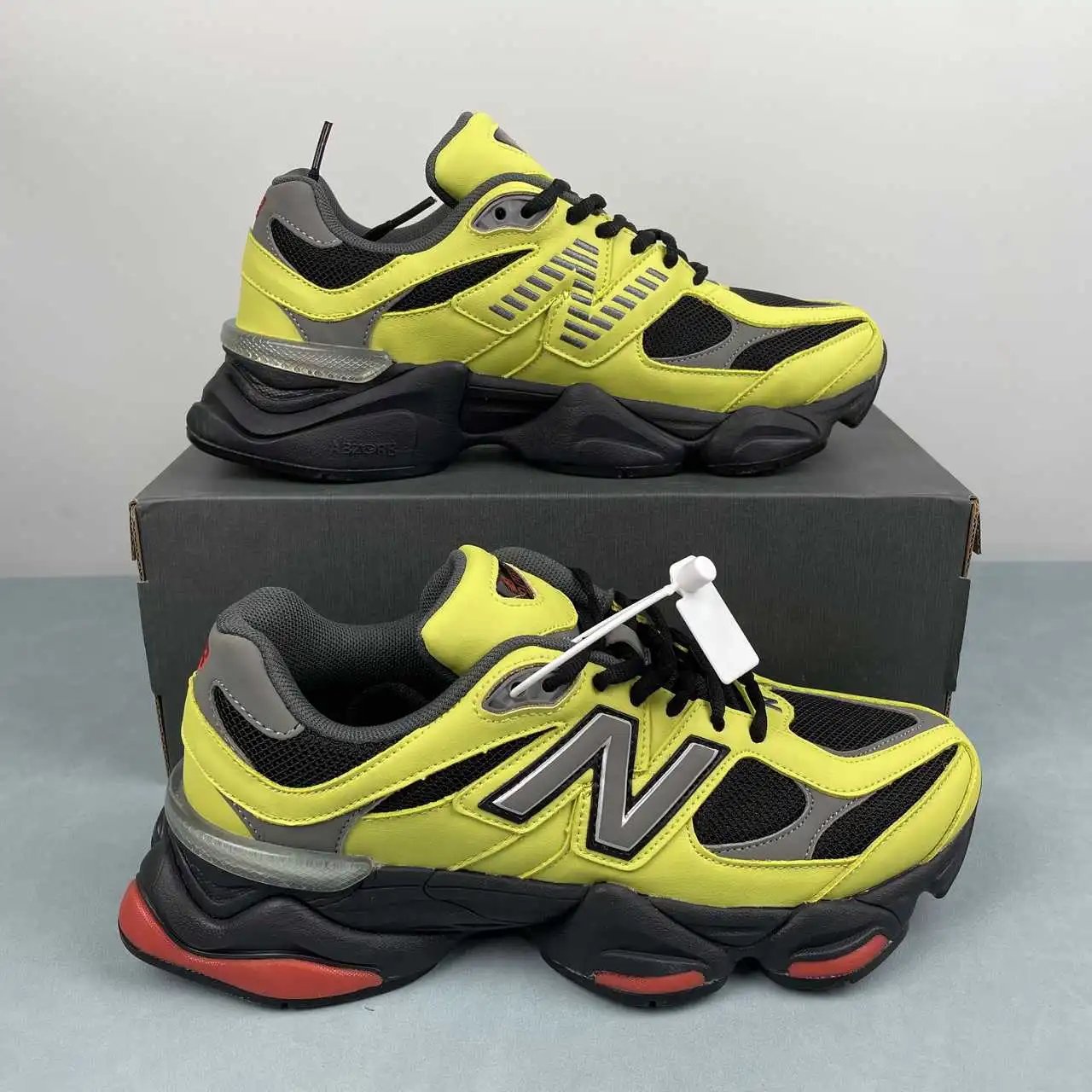 New Balance 9060 U9060NRG