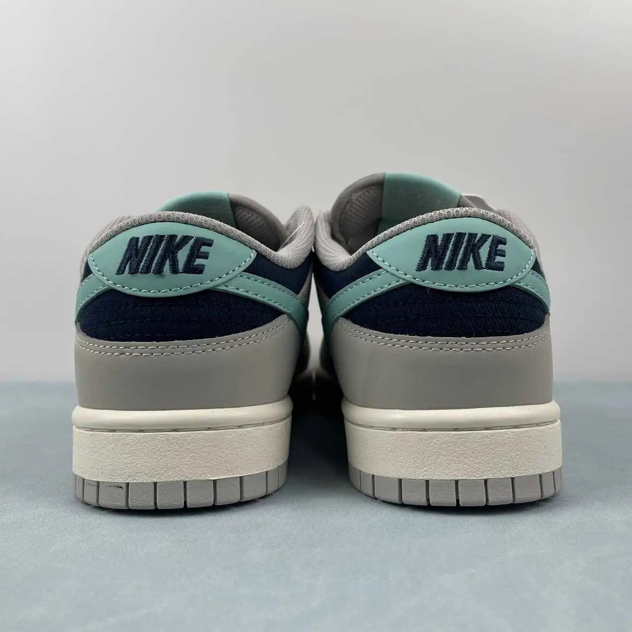 Nike Dunk Low FB8895-001 11