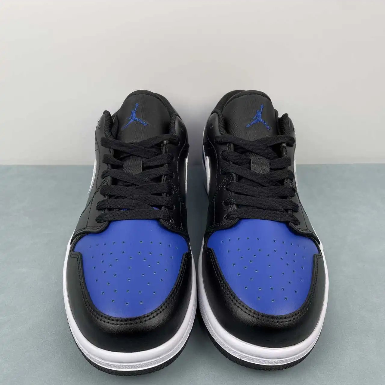 Air Jordan 1 Low 53558-042 thumbnail 3