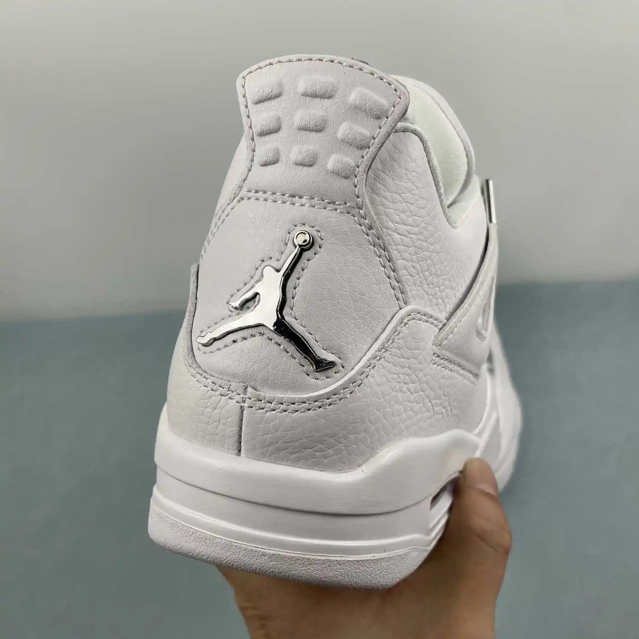 Air Jordan 4 308497-100 9
