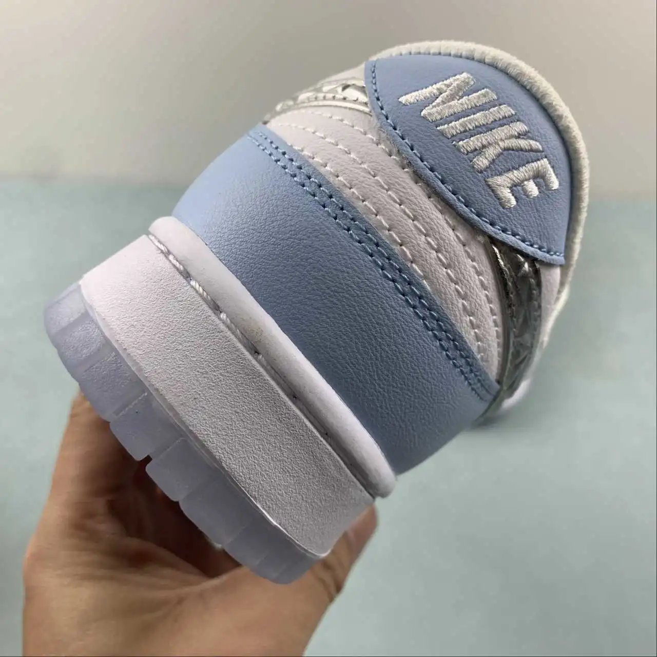 Nike Dunk Low FD2562-300 10