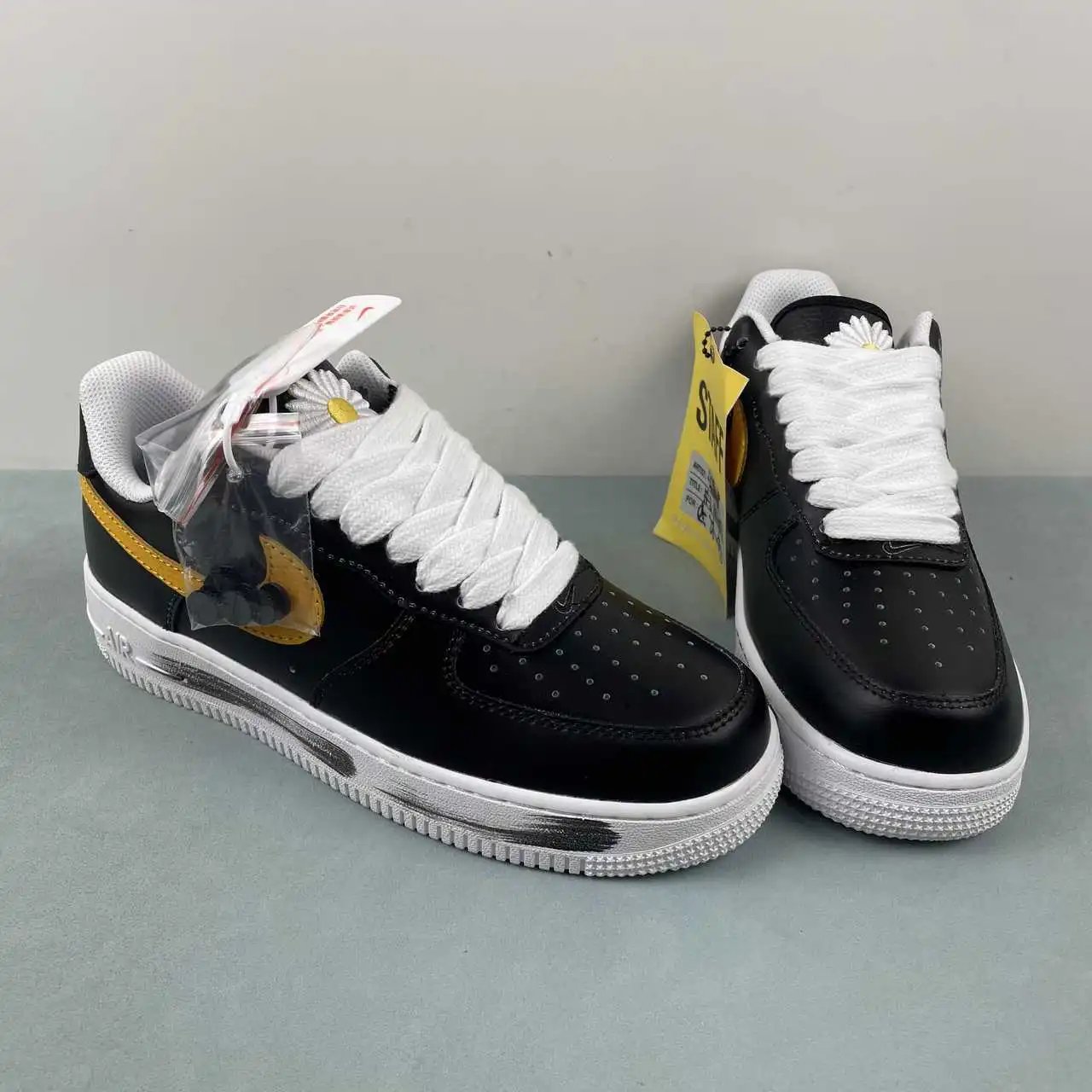 Nike Air Force 1 AQ3692-003 thumbnail 2