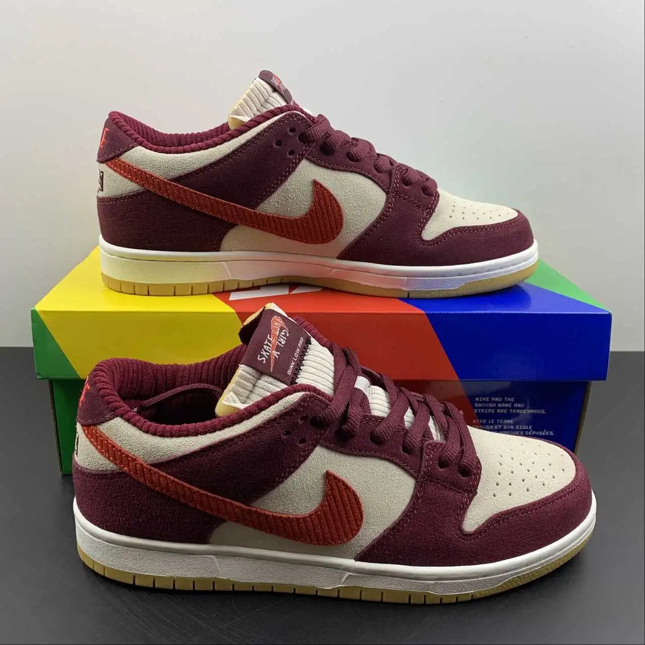 Nike Dunk Low DX4589-600