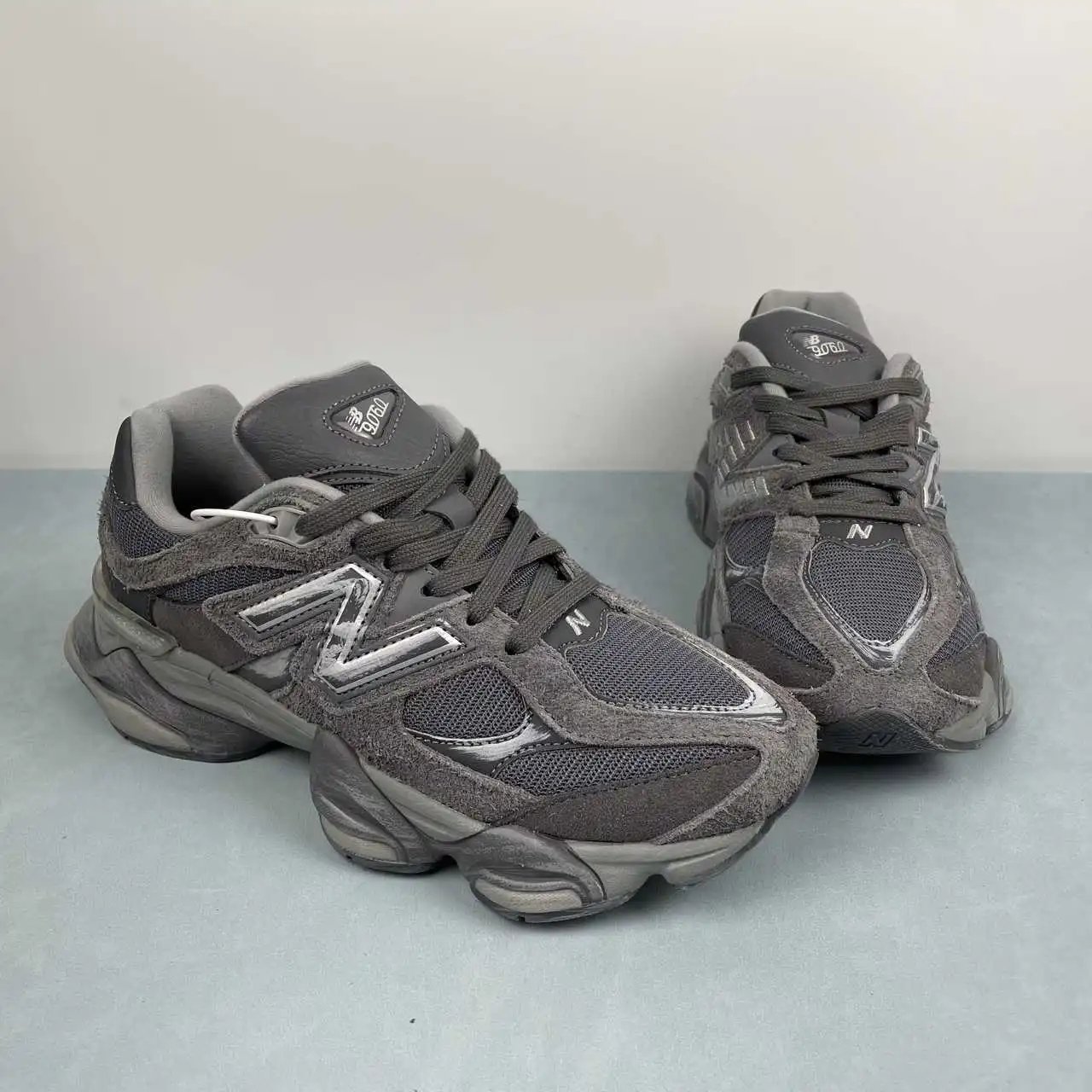New Balance 9060 U9060SG thumbnail 2