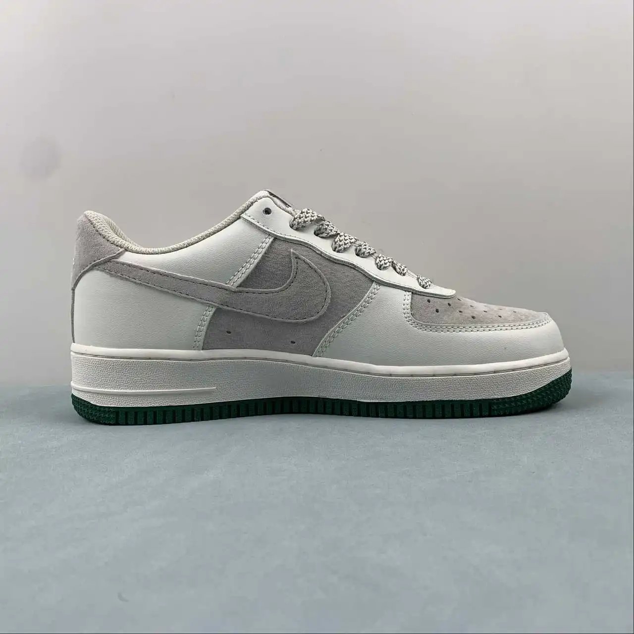 Nike Air Force 1 CW0063-125 thumbnail 4