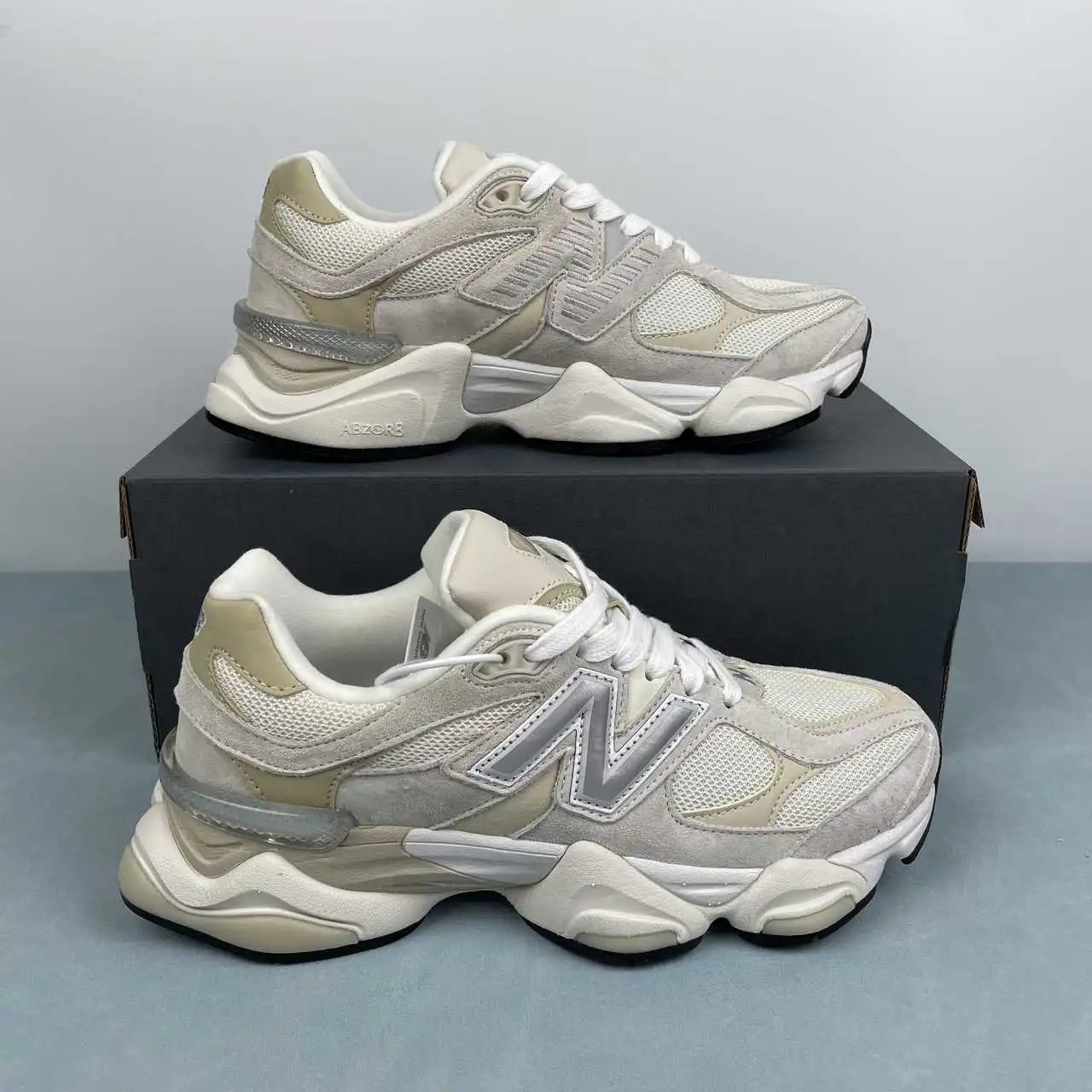 New Balance 9060 U9060TAT