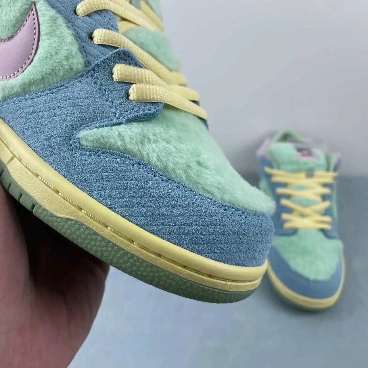 Nike Dunk Low FN6040-400 7