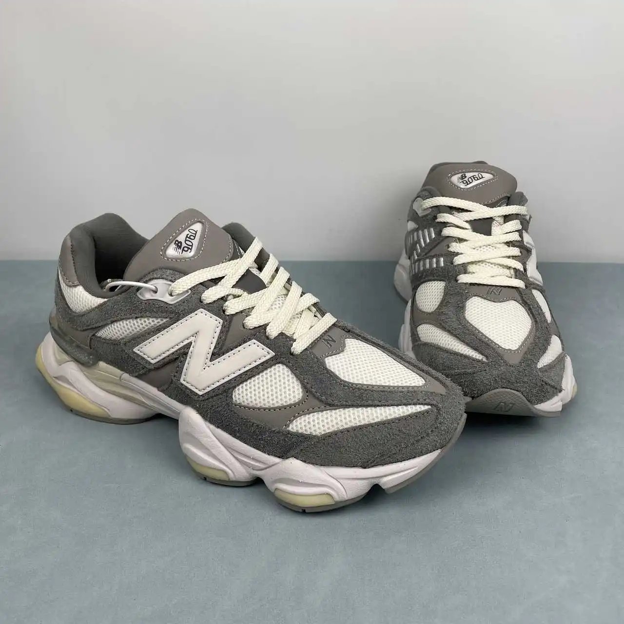 New Balance 9060 U9060YGA thumbnail 2