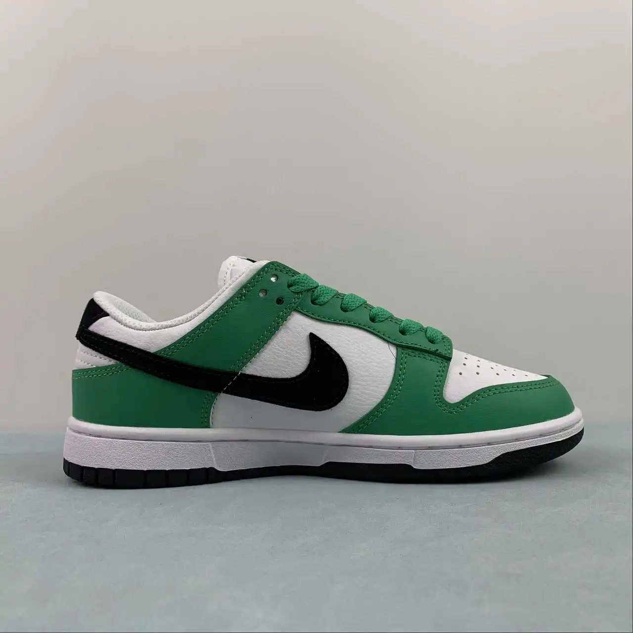 Nike Dunk Low FN3612-300 5