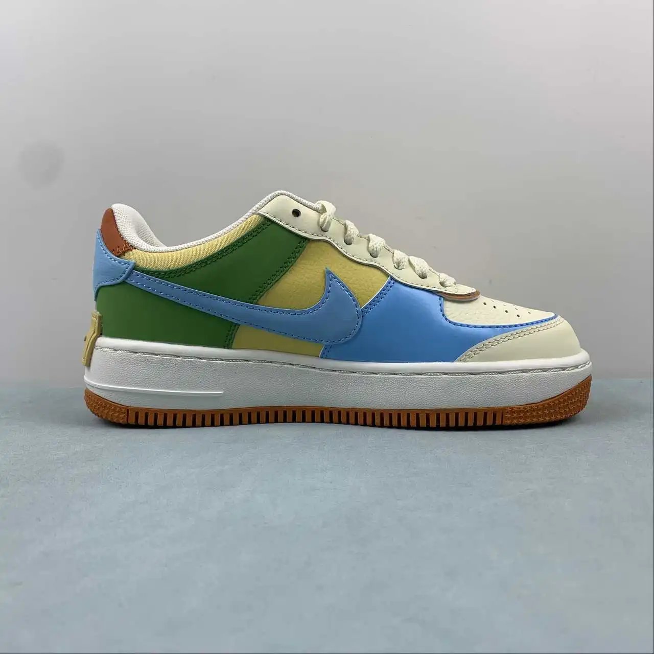 Nike Air Force 1 DZ1847-103 thumbnail 4