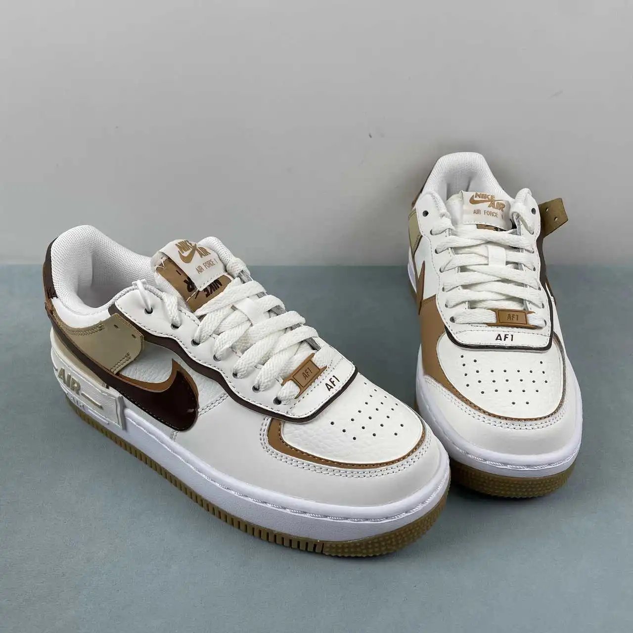 Nike Air Force 1 DZ1847-106 thumbnail 2