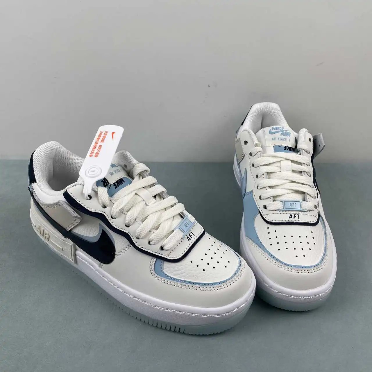 Nike Air Force 1 DZ1847-107 thumbnail 2