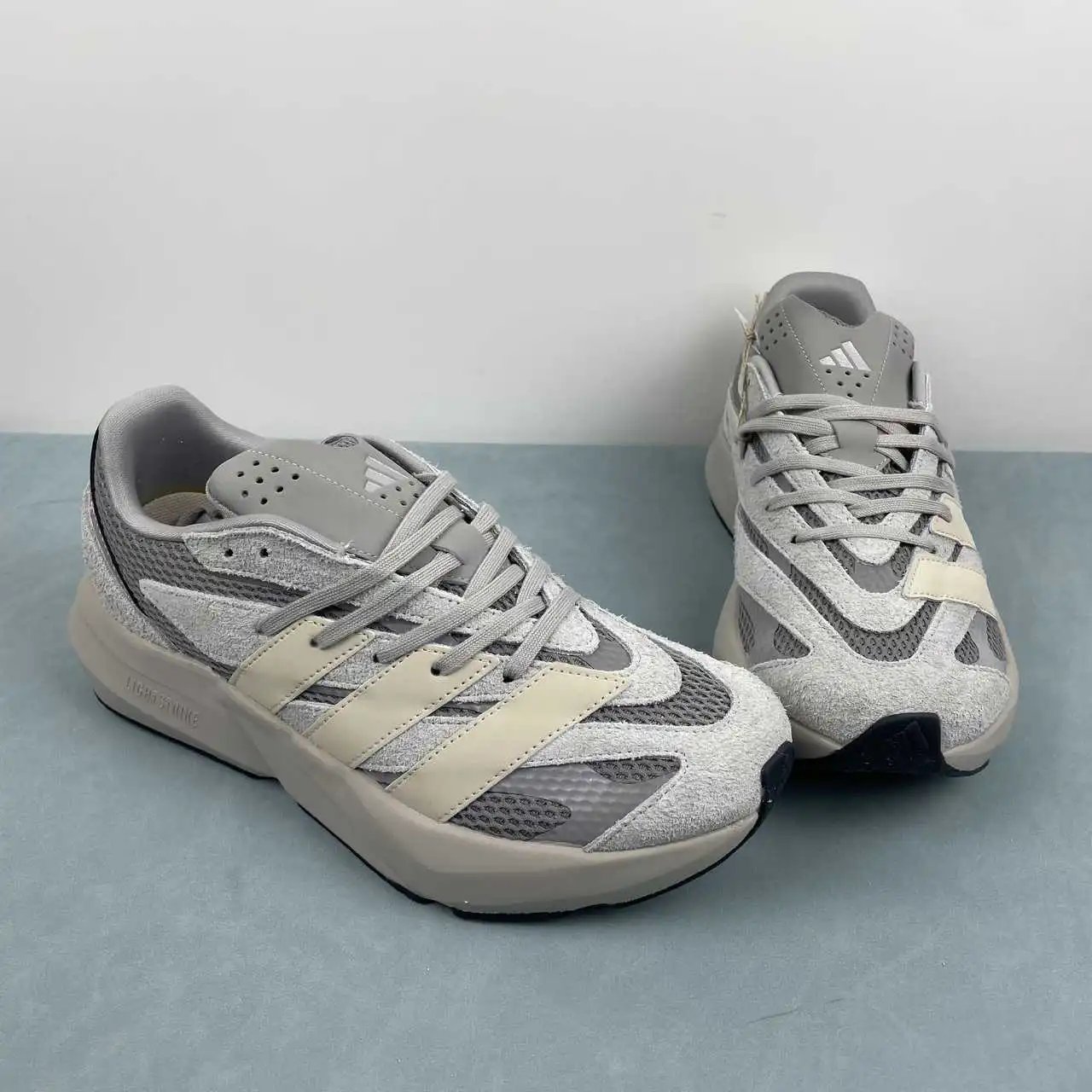 Adidas Lightblaze JQ9973 thumbnail 2