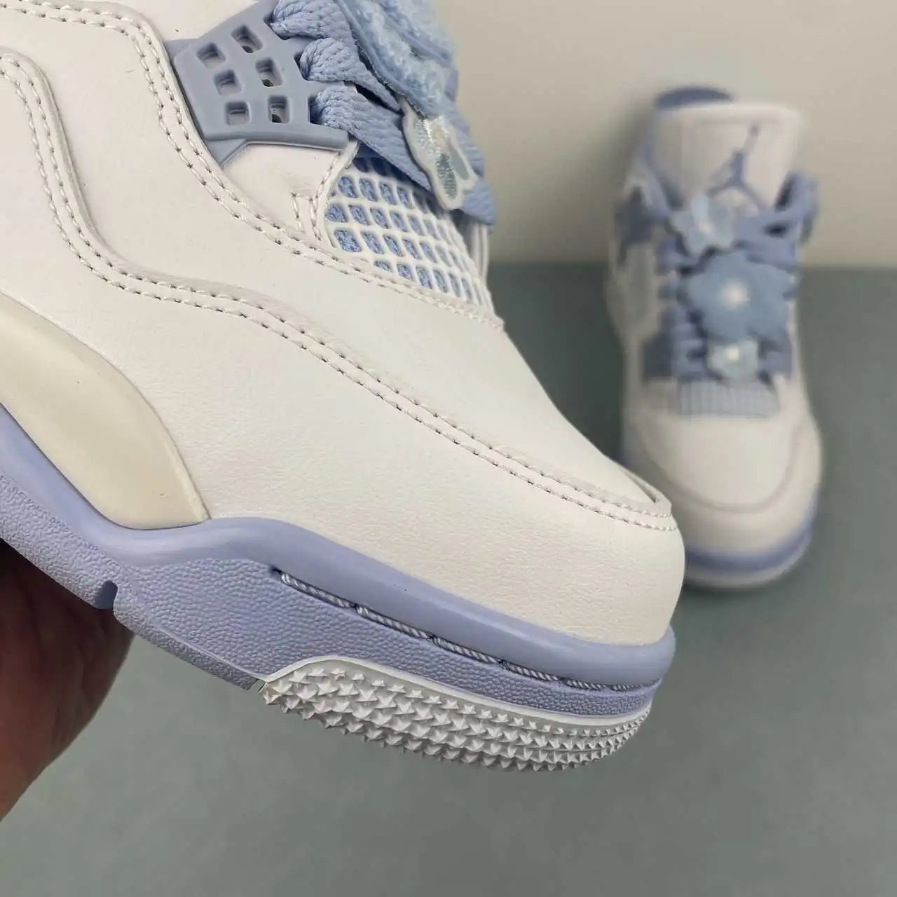 Air Jordan 4 HV0823-100 10