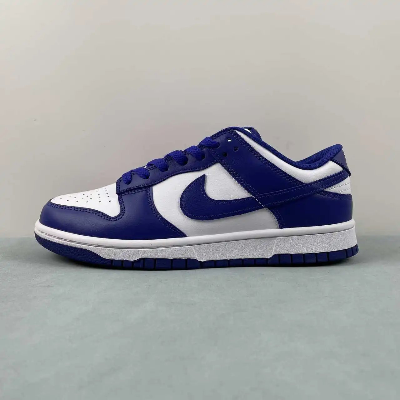 Nike Dunk Low DV0833-103 thumbnail 4