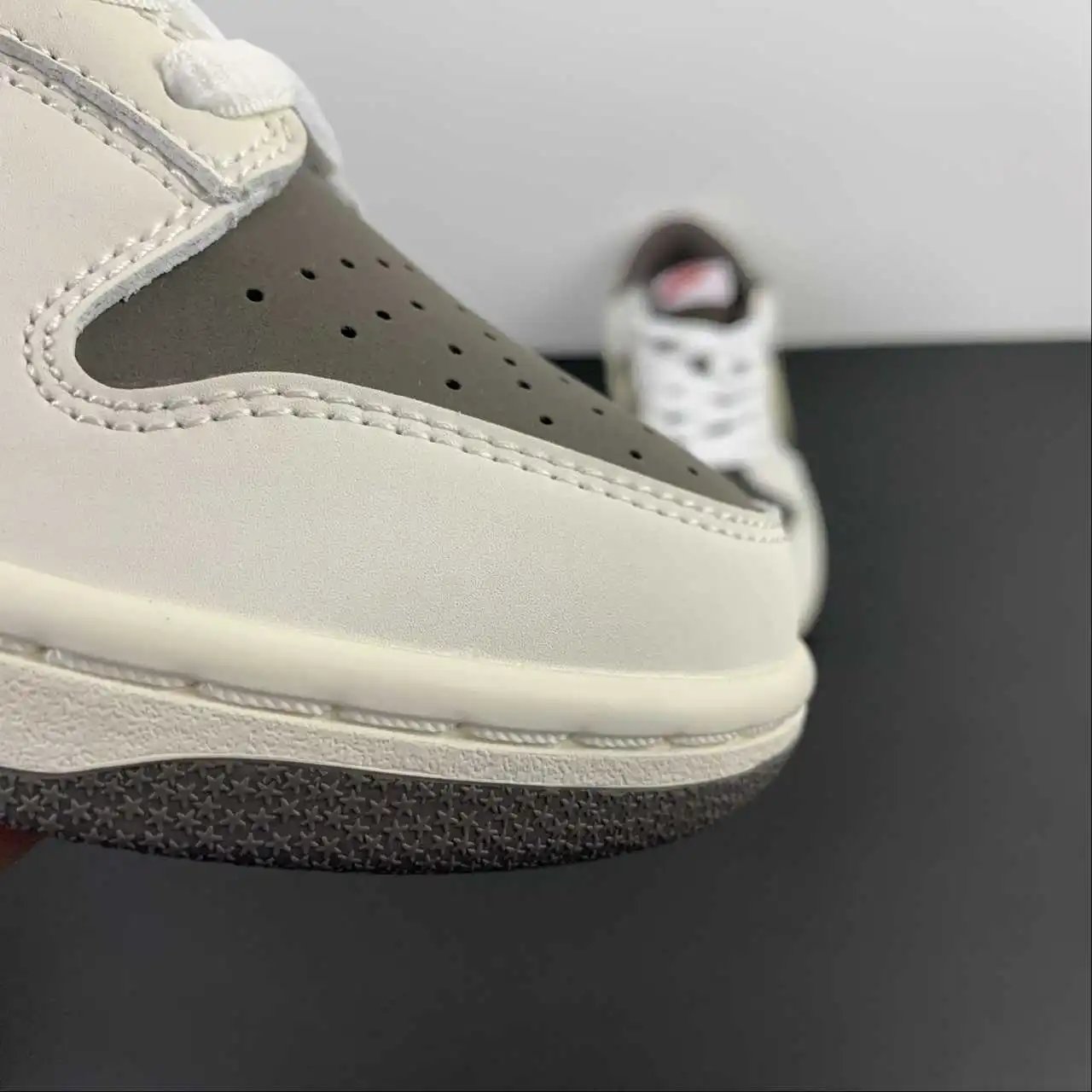 Nike Dunk Low TT3636-023 7