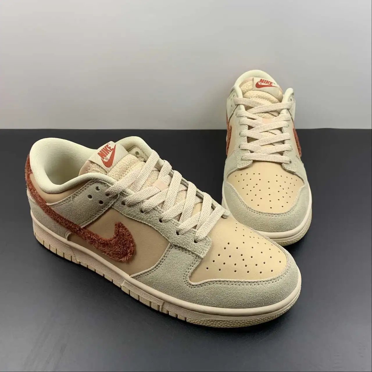 Nike Dunk Low DZ4706-200 thumbnail 2