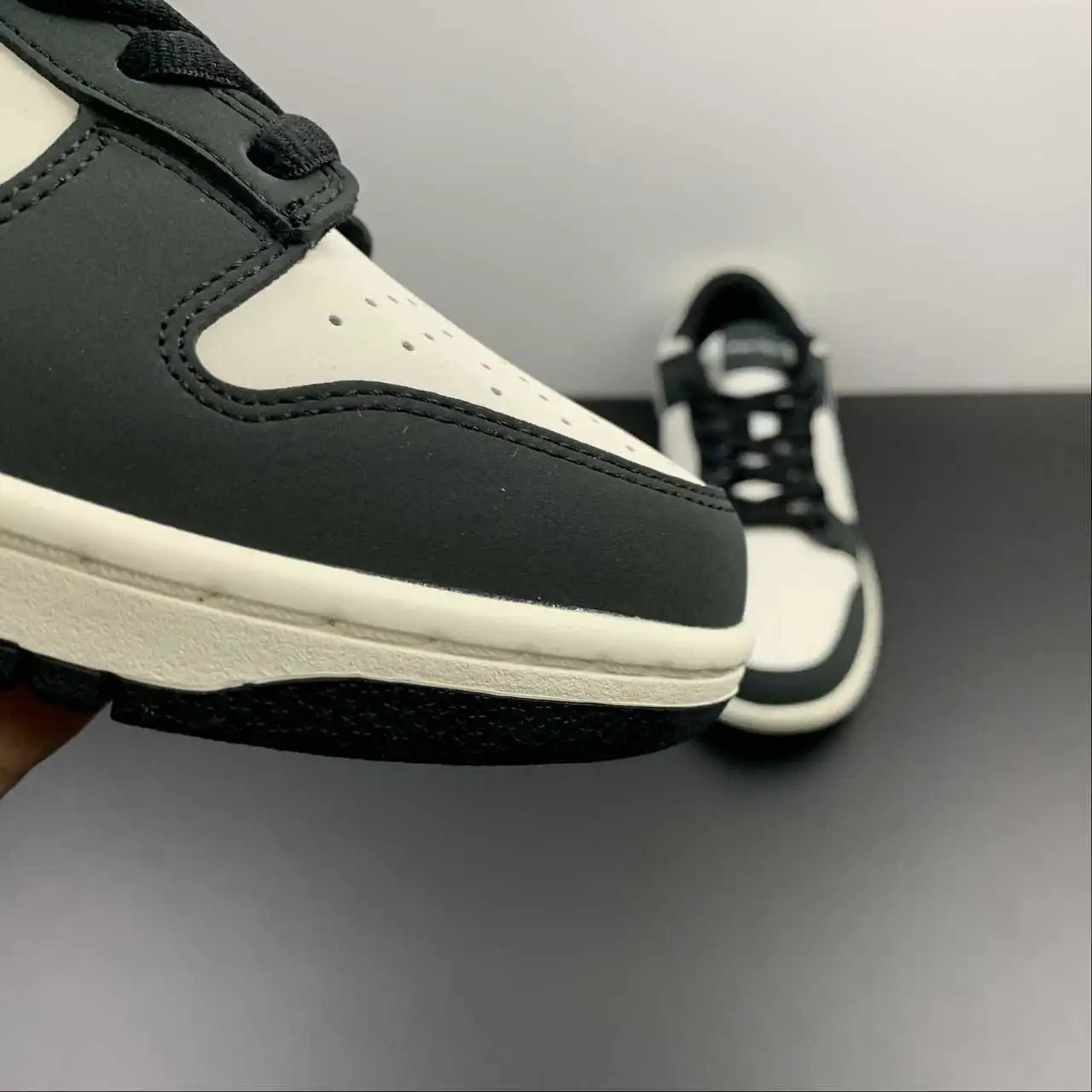 Nike Dunk Low GU6396-001 7