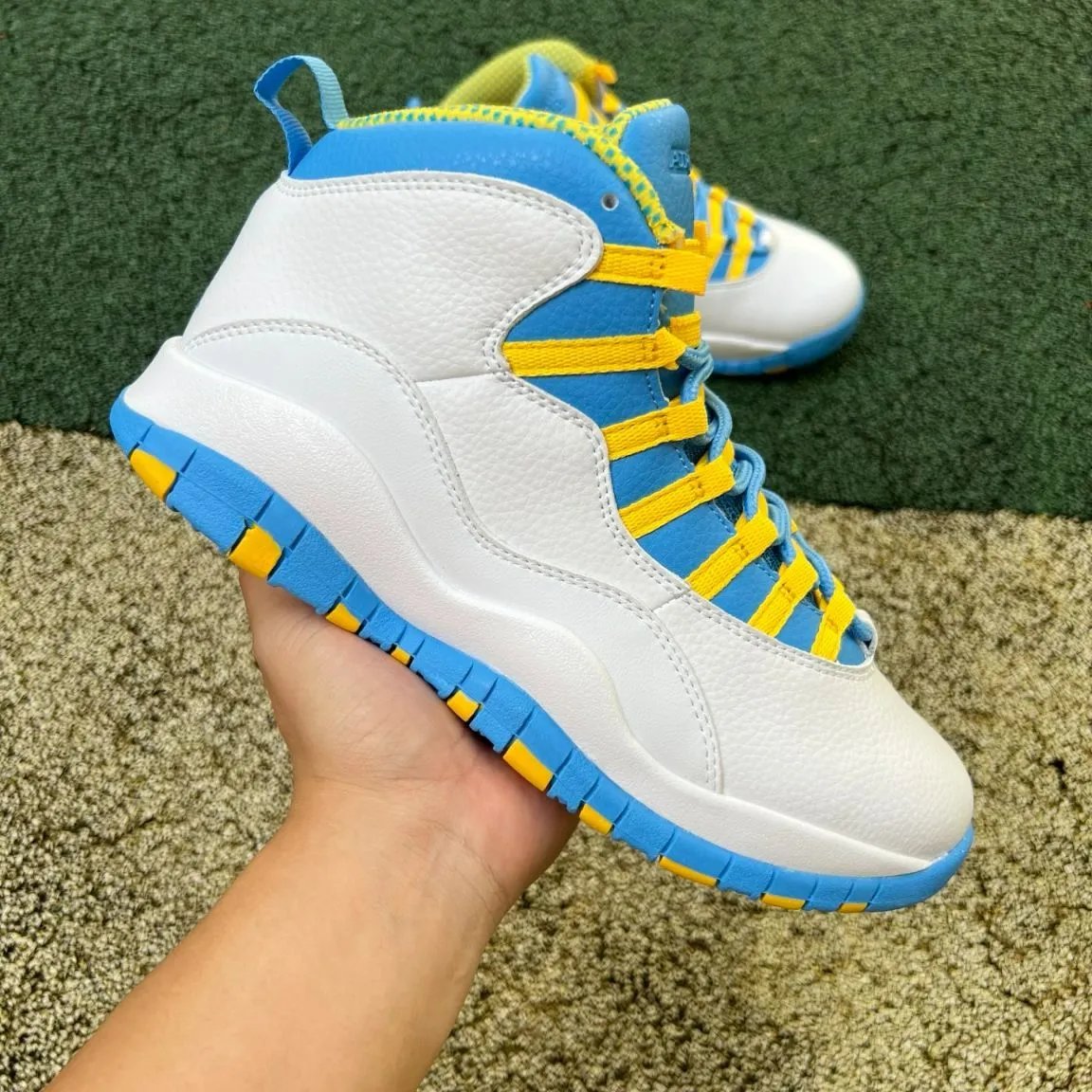 Air Jordan 10 HJ6779-112 thumbnail 2