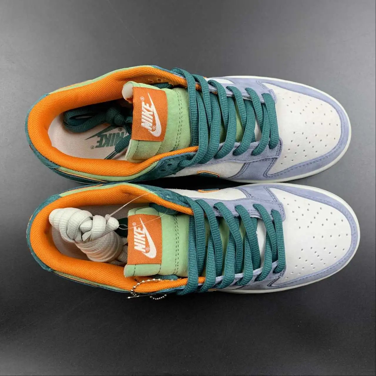 Nike Dunk Low LF0039-022 9