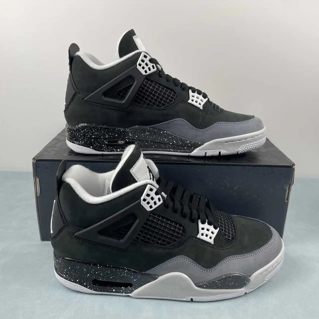 Air Jordan 4 FQ8138-002
