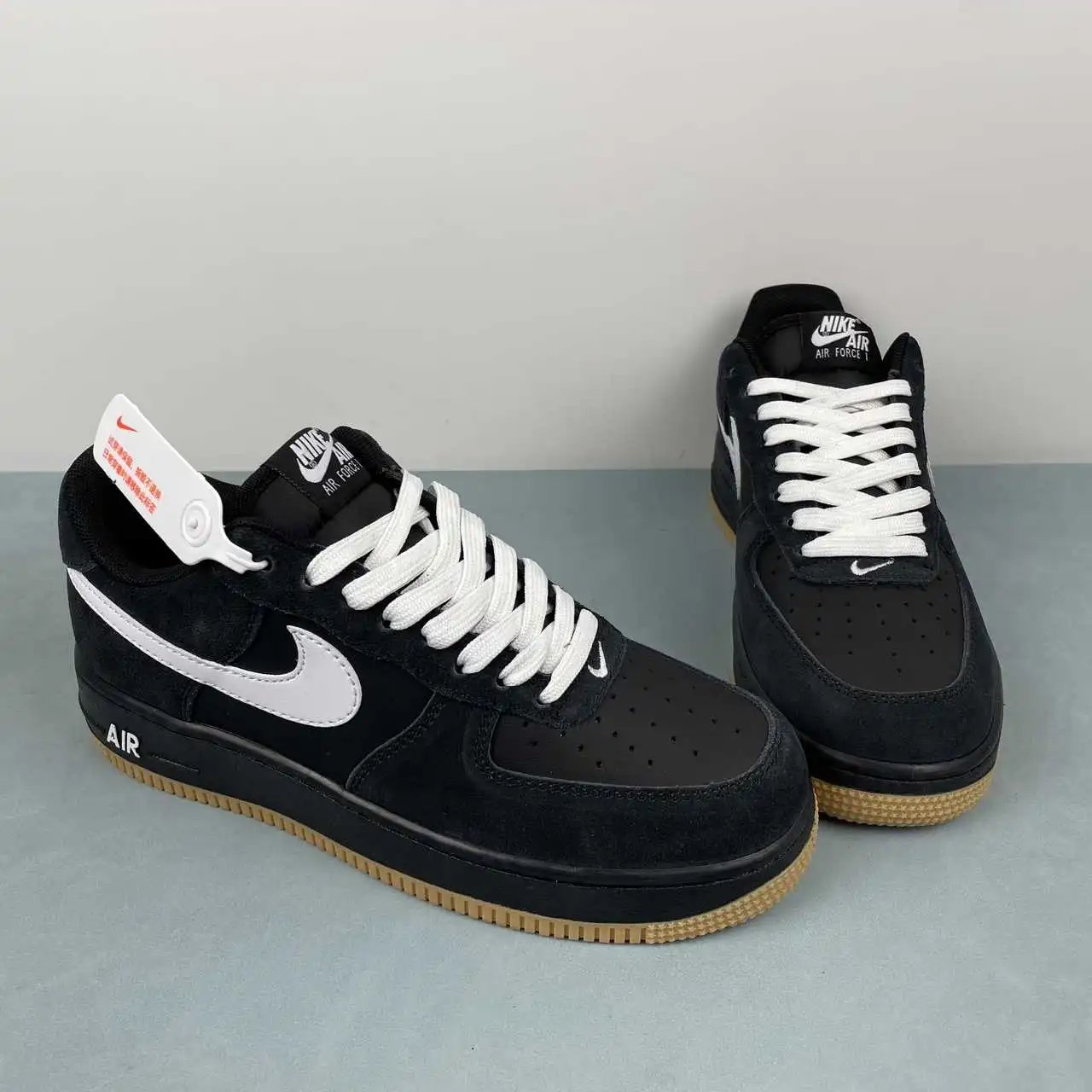 Nike Air Force 1 IB6388-001 thumbnail 2