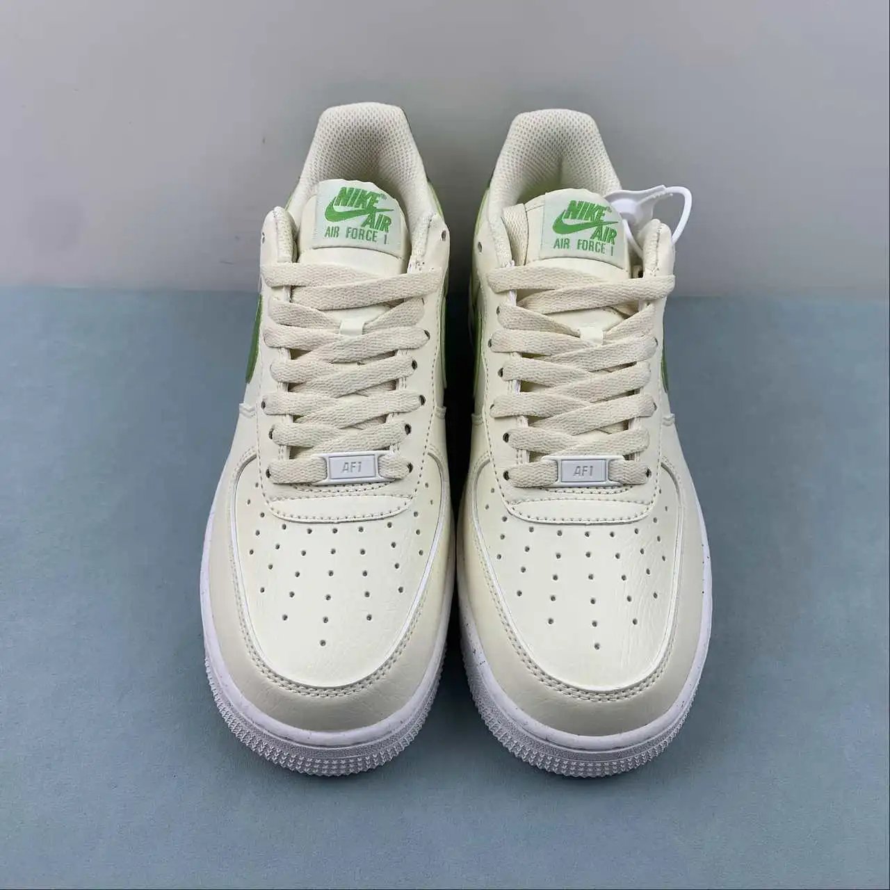 Nike Air Force 1 DV3808-102 thumbnail 3