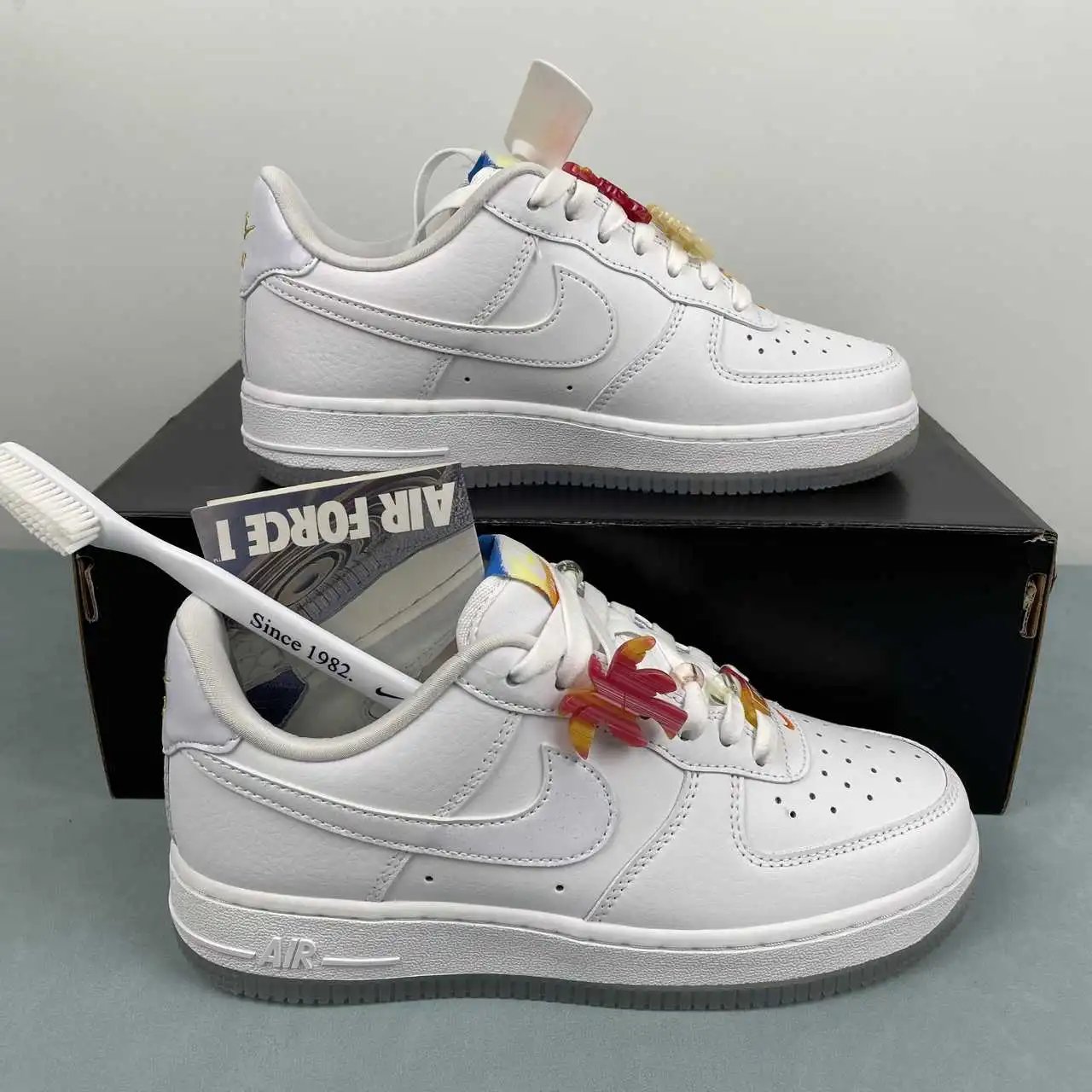 Nike Air Force 1 IB8875-111