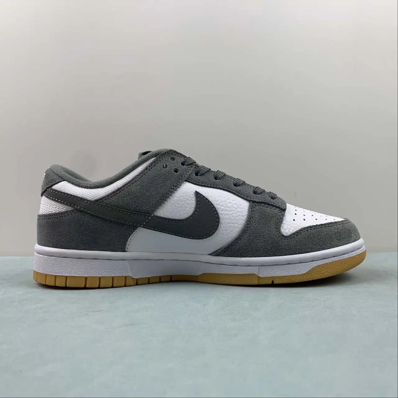 Nike Dunk Low FV0389-100 5