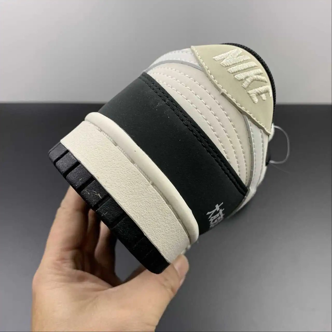 Nike Dunk Low GU6396-001 10
